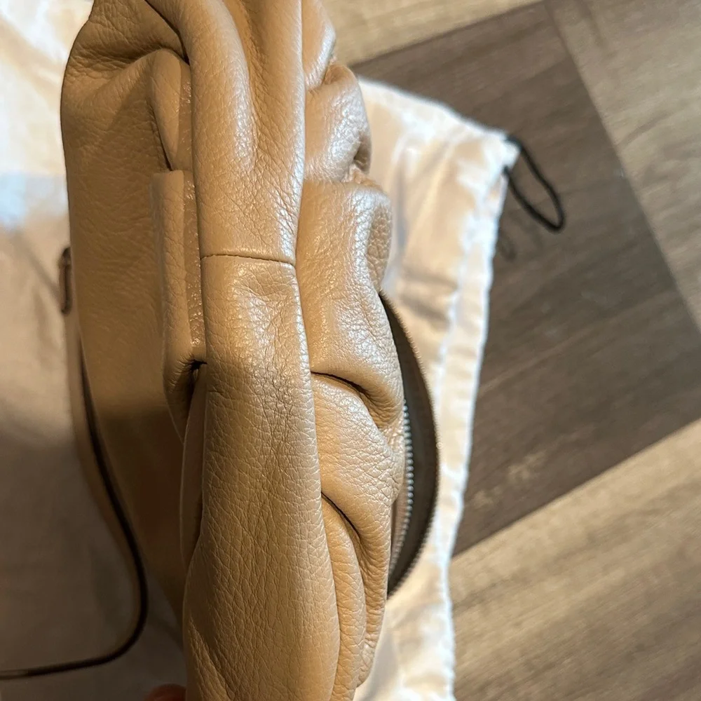 Marc by Marc Jacobs Camel Tan Leather Crossbody Bag - Picture 4 of 6